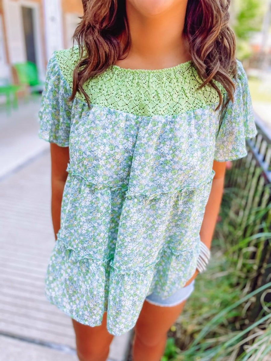 * Davi & Dani Brooke Lace Floral Loose Top Tops