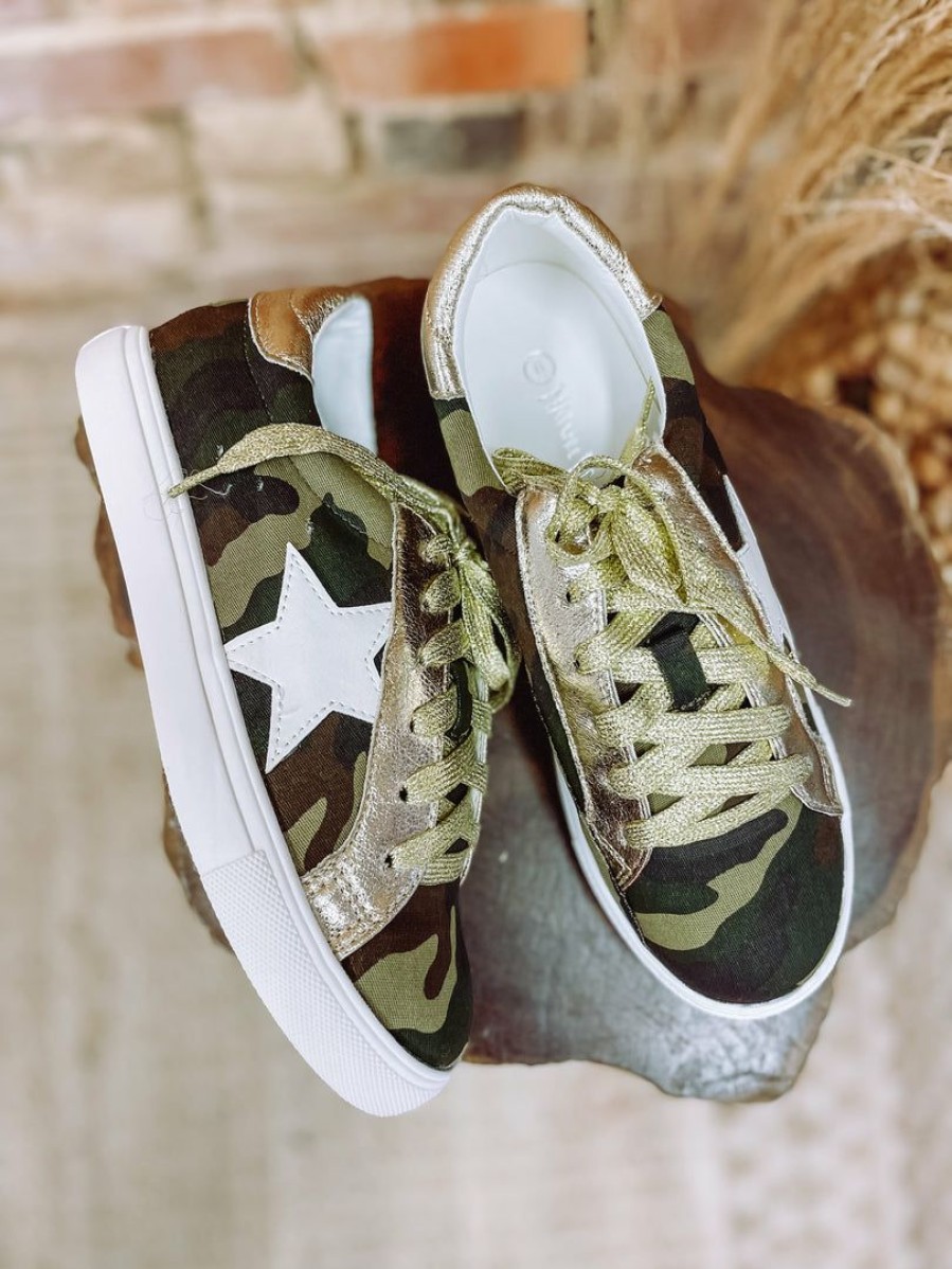 * Texas Bling Eliza Low Top Star Sneakers- Camo Sneakers