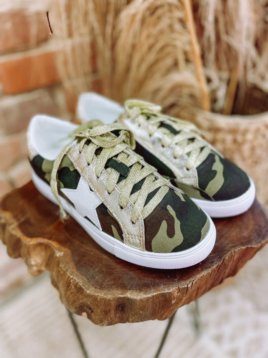 * Texas Bling Eliza Low Top Star Sneakers- Camo Sneakers