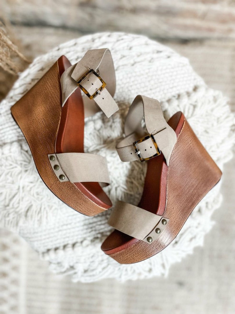 * Mia Shoes Senna Wedges- Tan Wedges